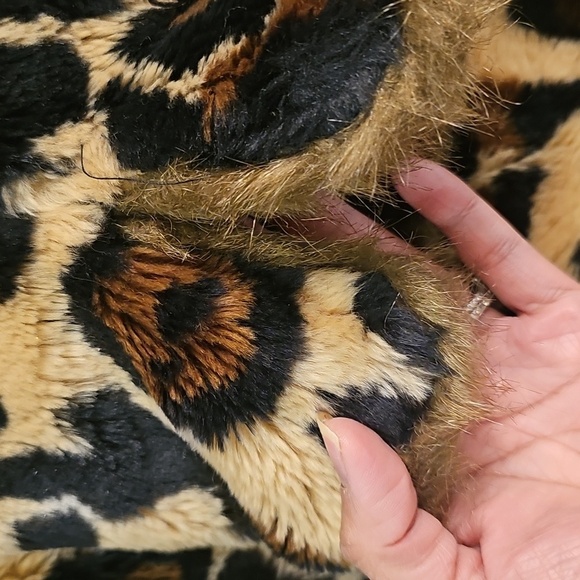 Vintage Faux Leopard Fur Reversible Coat - Picture 2 of 12